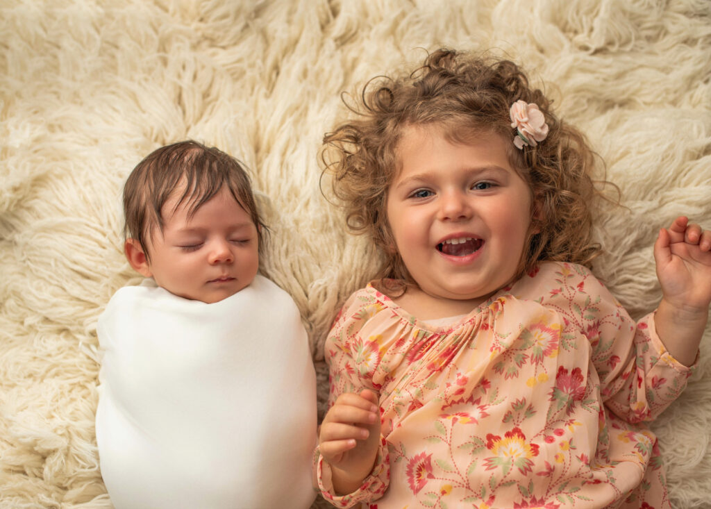 sibling newborn session in playa del rey, ca