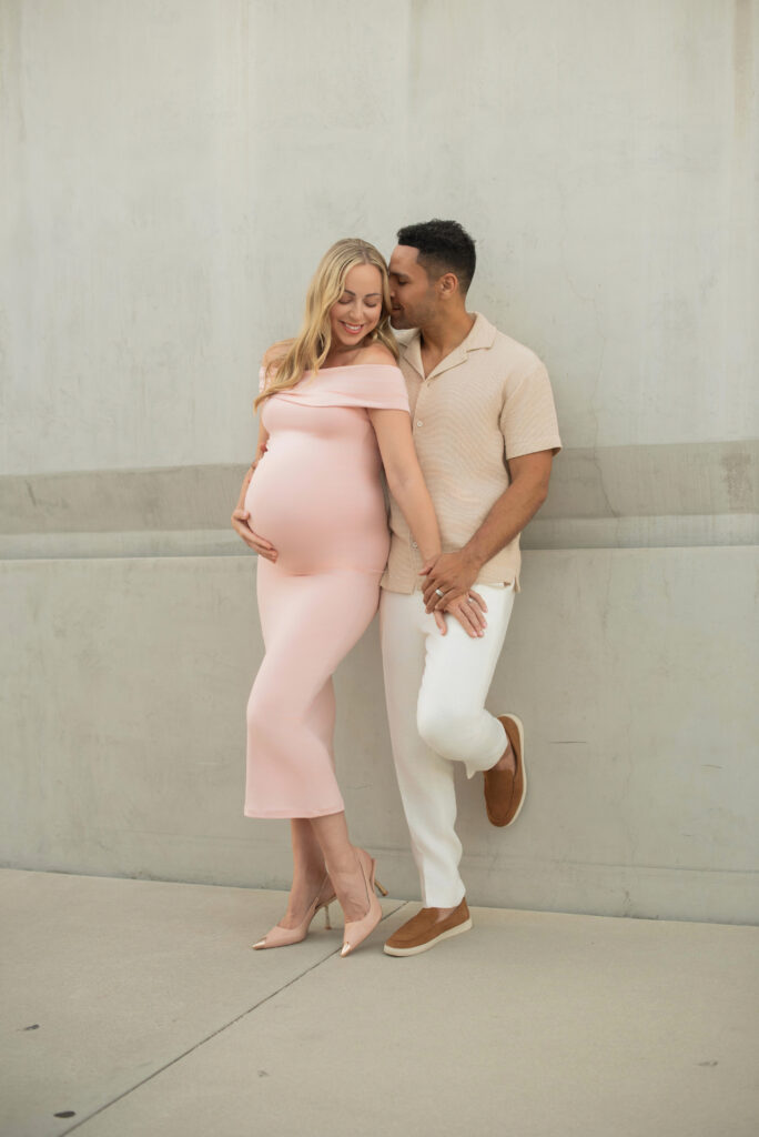 Maternity Photoshoot at the Levitated Mass at the                                                                                                                                             LACMA in Los Angeles, California 4